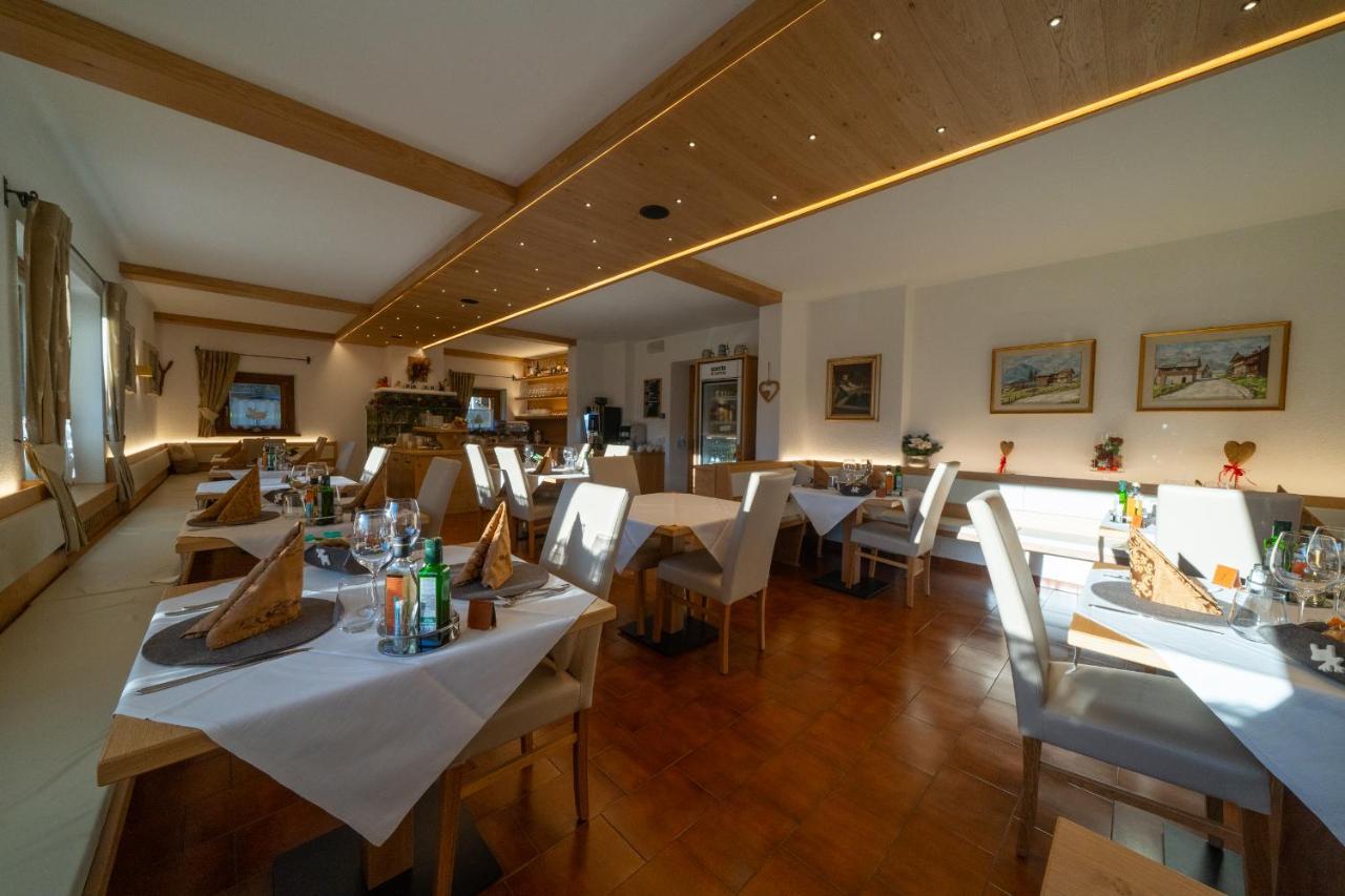 Hotel Fontana Sappada Exteriör bild
